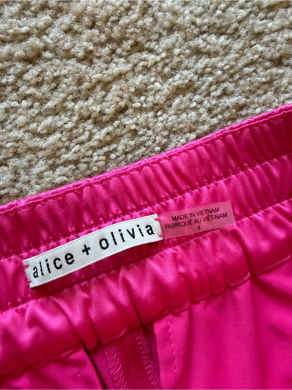Alice + Olivia | Jody Satin High Waist Slit Front Pants size 4 Like New - Picture 5 of 7